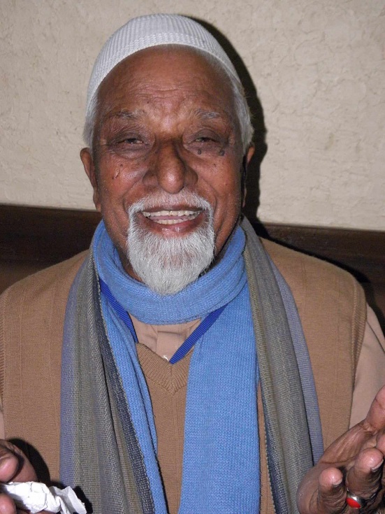সব ধরণের চরিত্রেই সফল ছিলেন মঞ্জুর হোসেন